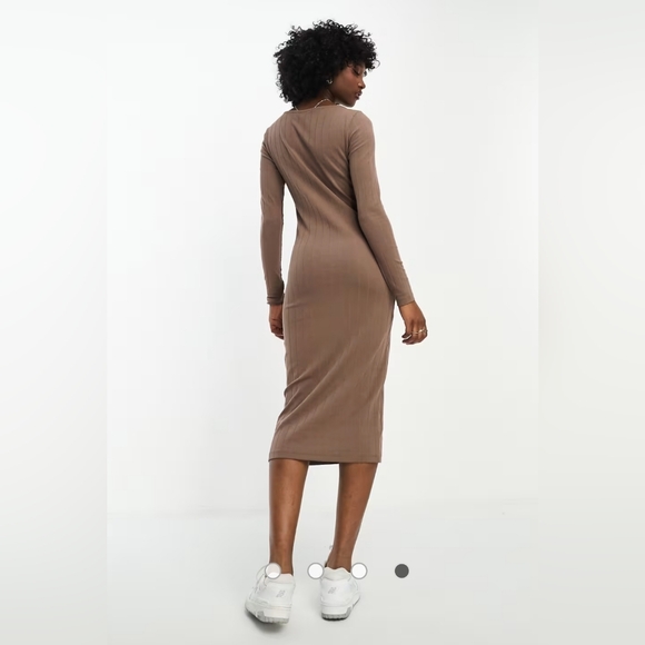 🤎 Vero Moda Dress 🤎 - Picture 2 of 5